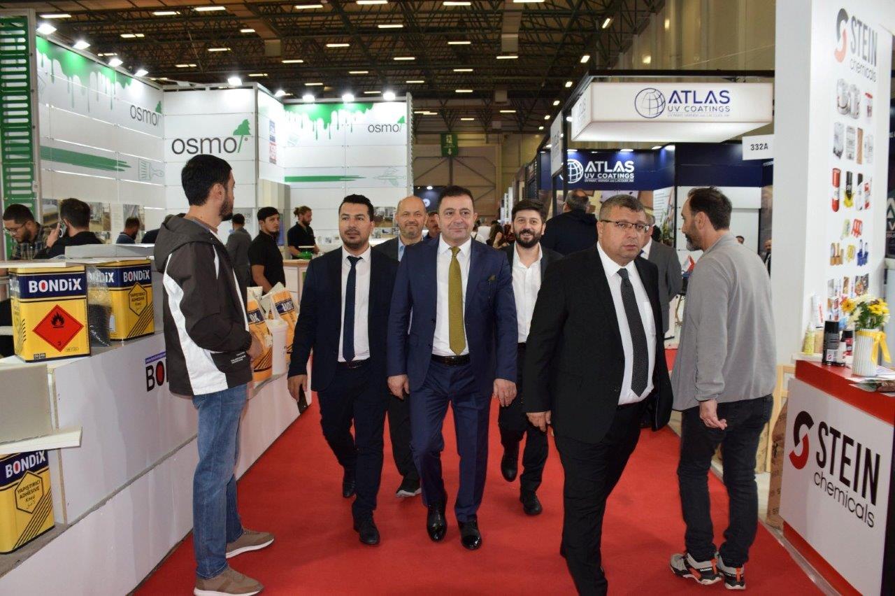 Kayseri OSB Yönetimi, İstanbul'daki Fuarları Ziyaret Etti